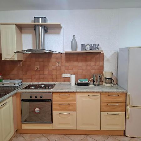 Apartmani Delas Pjescana Uvala Eksteriør billede